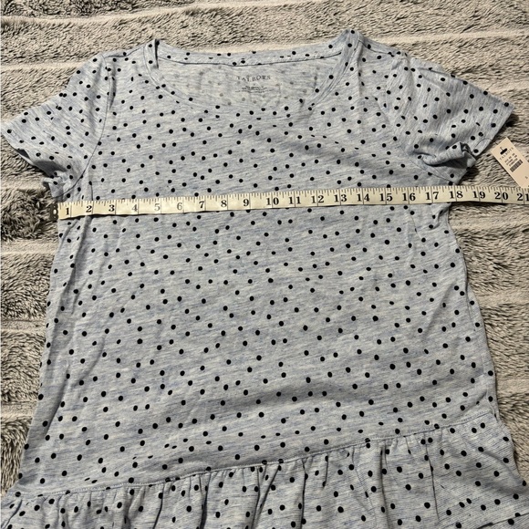 Talbots Blue Short-sleeved shirt with black polka dots and a ruffled hem. Size S - Picture 4 of 7